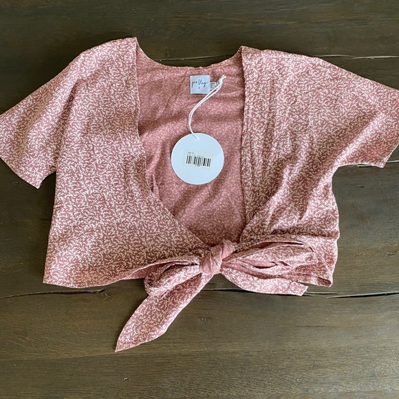 Tops - Tie-front T-shirt